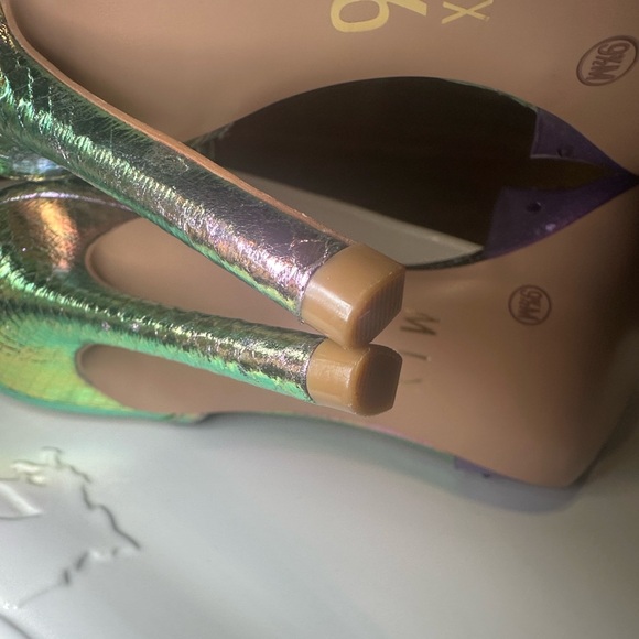 Mix No. 6 Iridescent Heels with Rhinestones - Picture 4 of 10